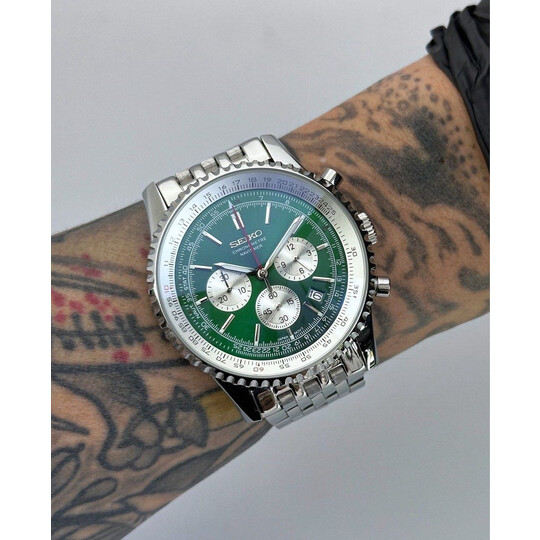 Custom Seiko Mod • Green Navitimer Quartz Chronograph • 47mm